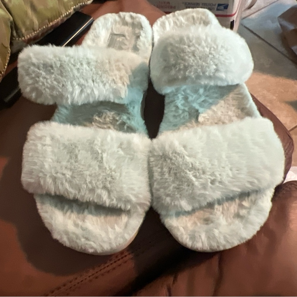 Fuzzy light mint green slipper shoes by Ugg